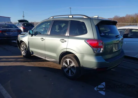 2018 Subaru Forester 2.5I Premium из США, поврежденный, VIN JF2SJAGC4JH524459